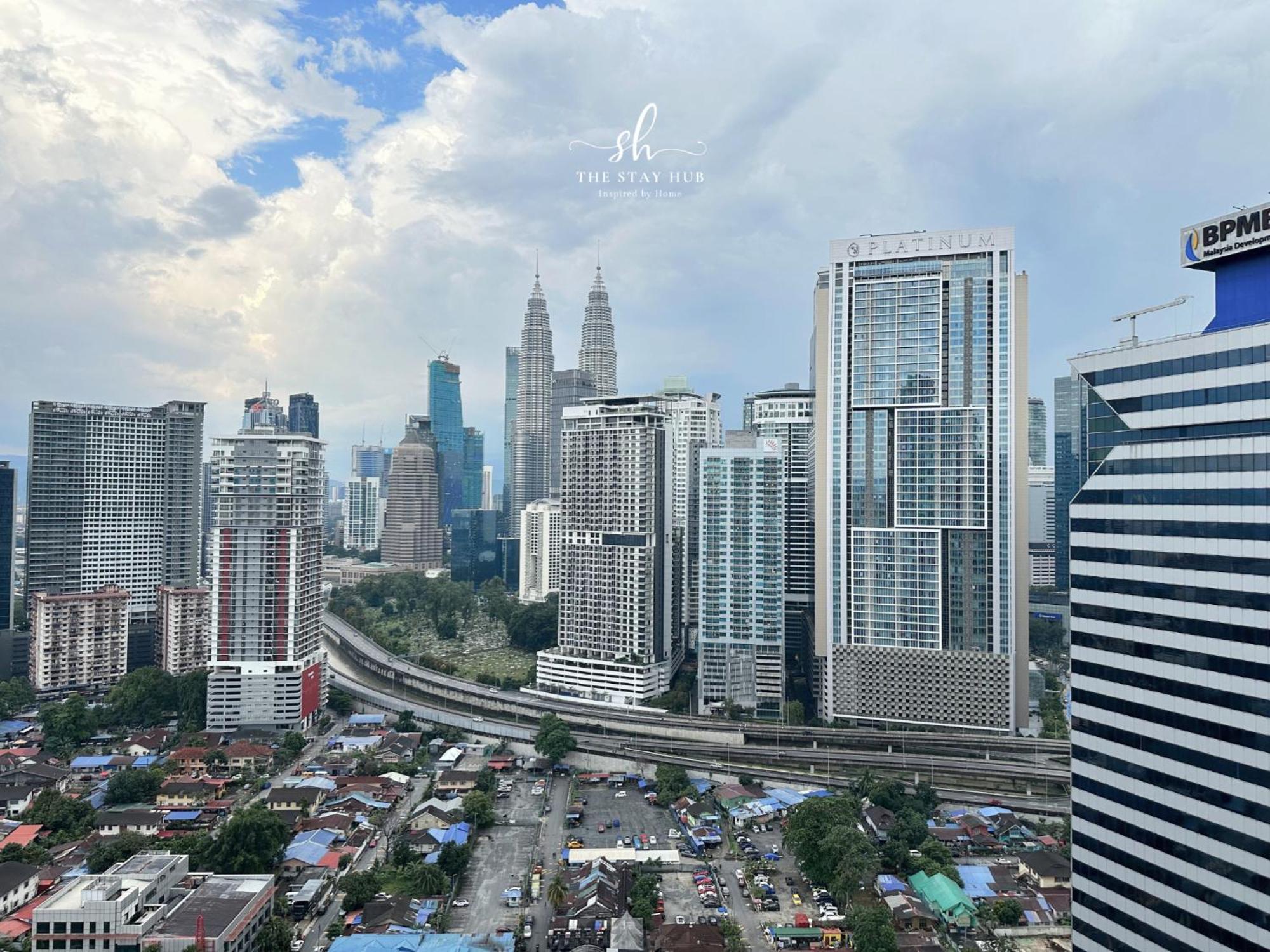 The Luxe Klcc View Sky Pool Kuala Lumpur Exterior foto