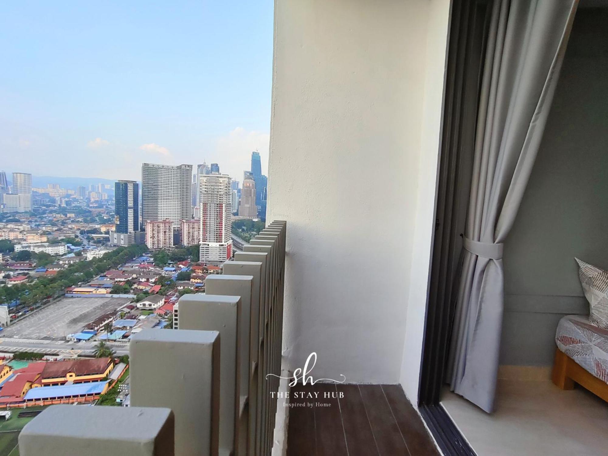 The Luxe Klcc View Sky Pool Kuala Lumpur Exterior foto